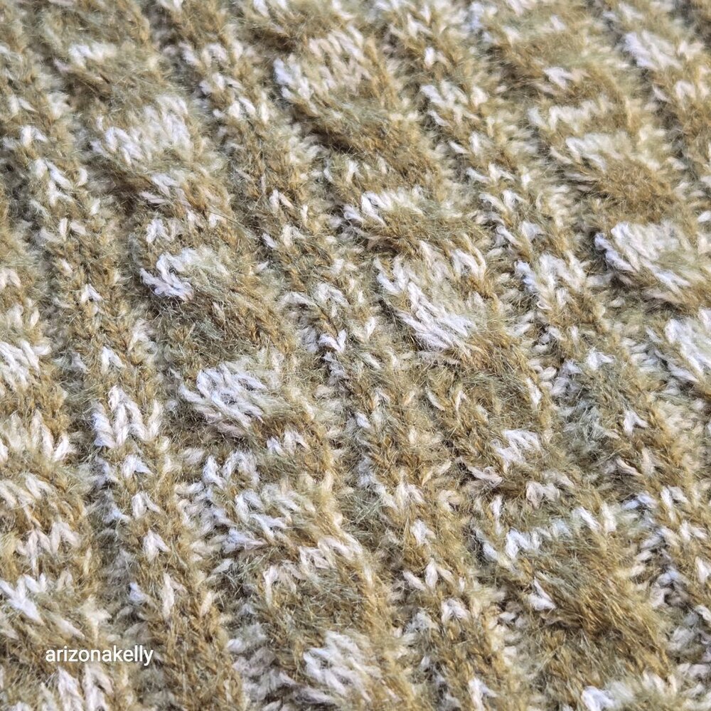 NWOT Marled Cashmere Cable Knit Scarf Green/Ivory - Picture 11 of 14